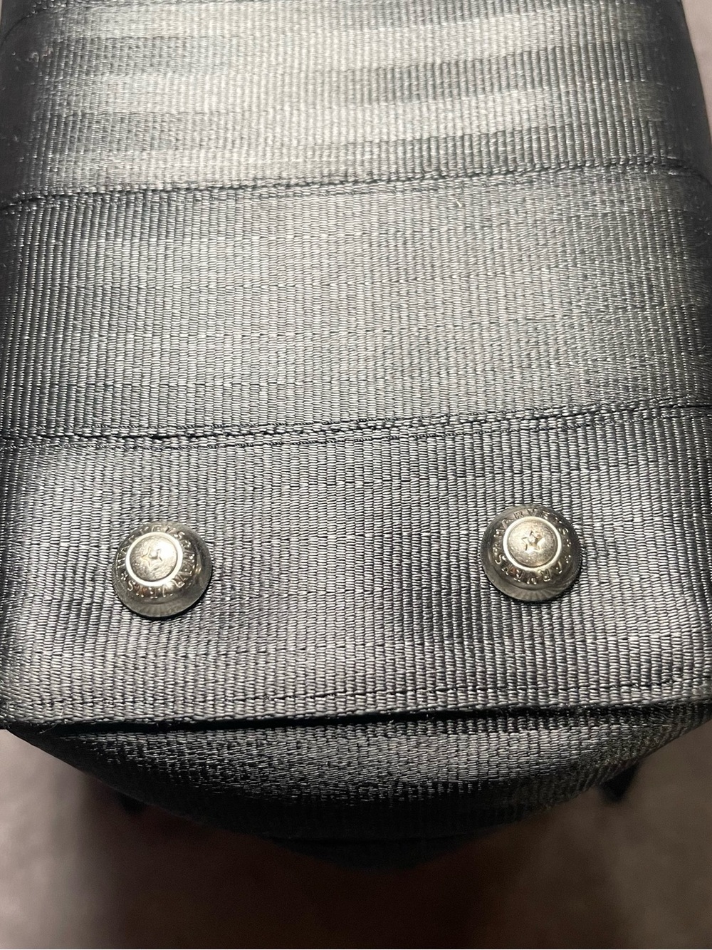 Harveys Seatbelt Bags Black Mini Marilyn Tote - VGUC - RARE - Magnetic Closure - Picture 8 of 12